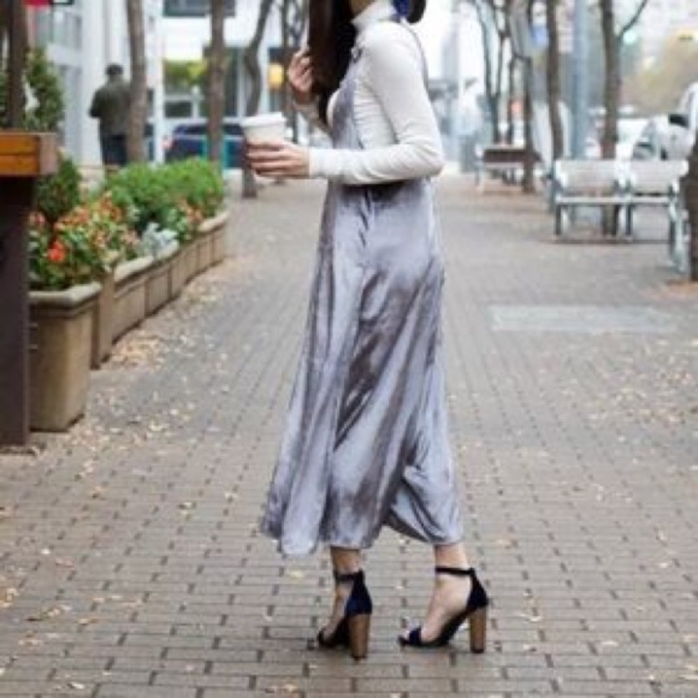 Anthropologie Silver Velvet Jumpsuit (M) - Picture 2 of 5